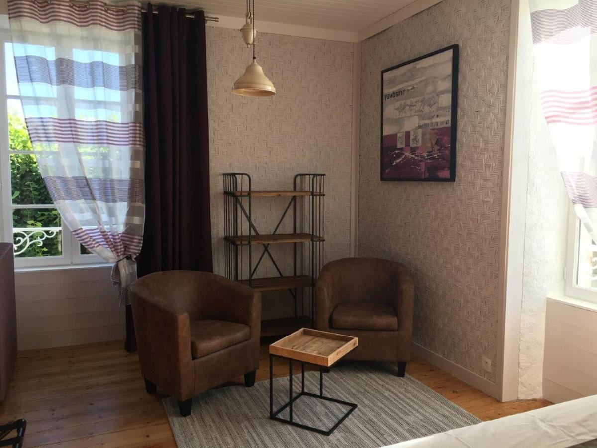 Tilleuls Et Bambous Hotell Saint-Sauveur-d'Aunis Eksteriør bilde